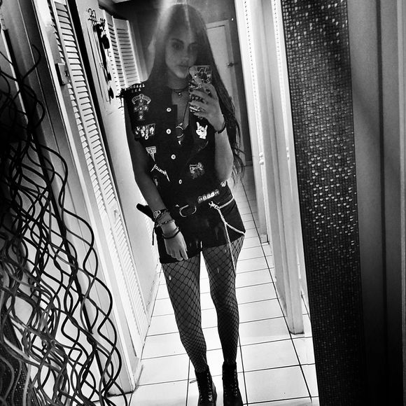 Meet your Posher, Mirlenys - Picture 1 of 1